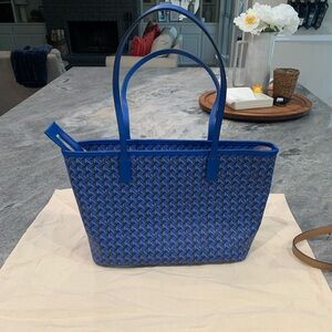 Authentic Tory Burch Ever-Ready Basketweave Print Tote Bag